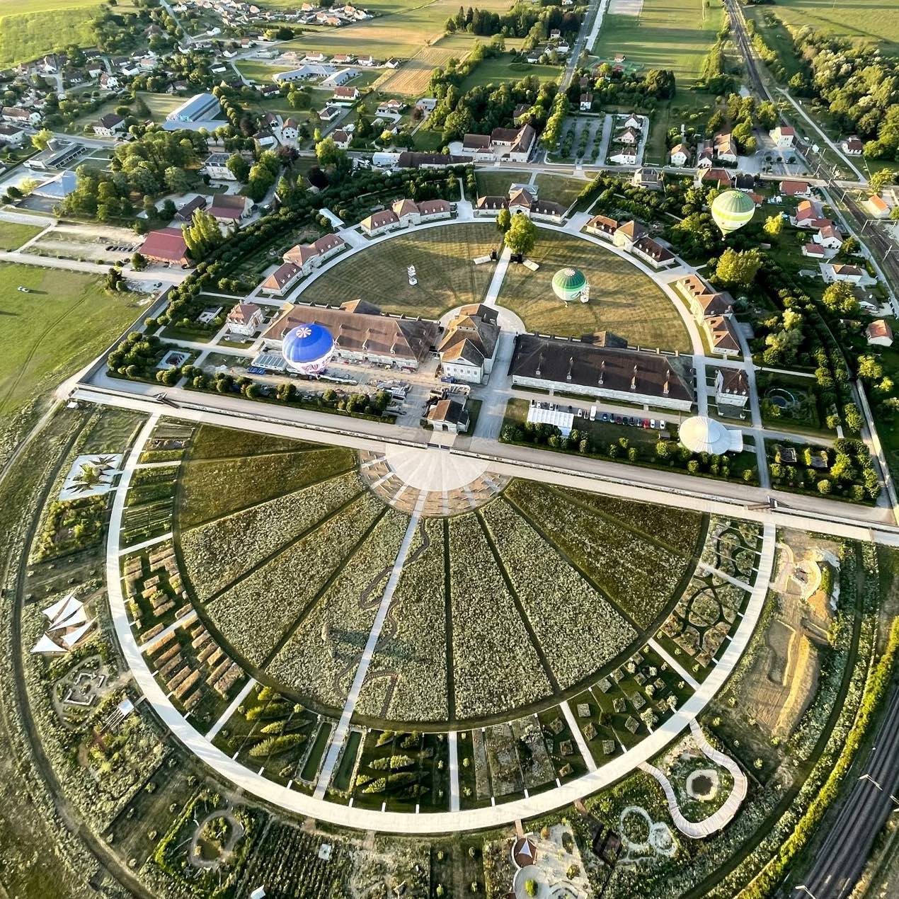 Vue générale de la Saline royale d'Arc-et-Senans